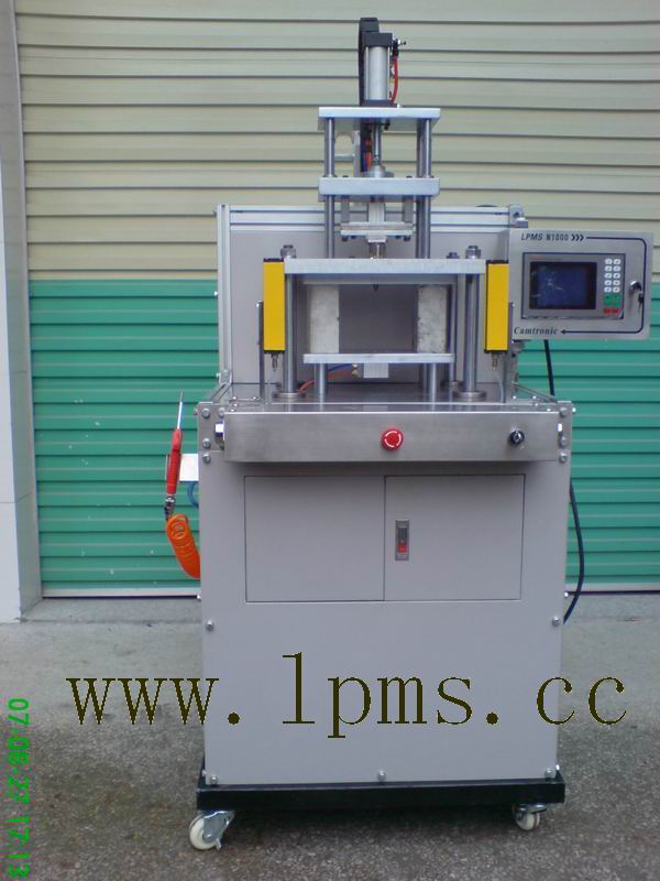 �p��λ����